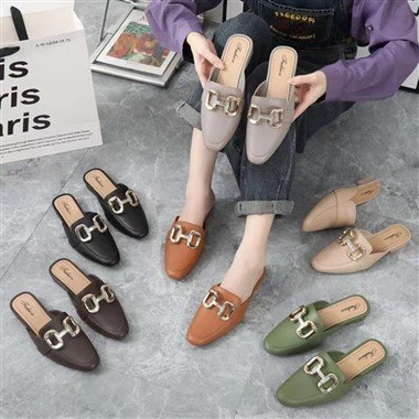 Младима су се допале ципеле од ПУ паиллете дизајна